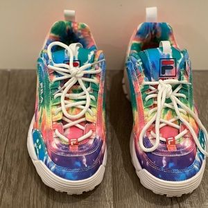 Women’s/ Girls Fila Sneakers